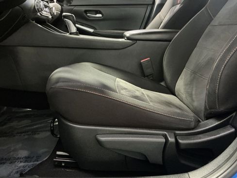 Used 2023 Nissan Sentra SR FWD image 15