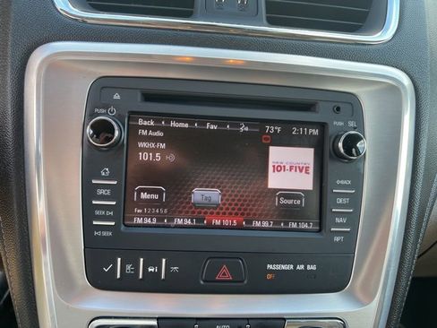 Used 2014 GMC Acadia SLT image 14