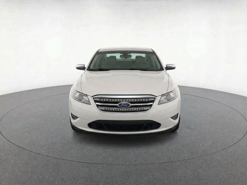 Used 2010 Ford Taurus Limited FWD image 5