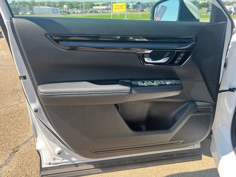 Used 2026 Honda CR-V EX-L image 24