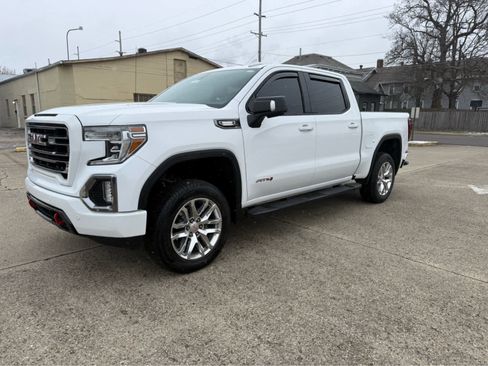Used 2020 GMC Sierra 1500 AT4 w/ AT4 Premium Package image 3
