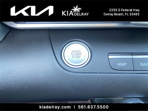 Used 2025 Hyundai Elantra SEL image 25