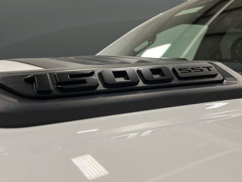 Used 2025 RAM 1500 Laramie w/ Advanced Safety Group II AWD/4WD image 46