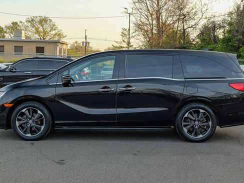 Used 2023 Honda Odyssey Elite image 4