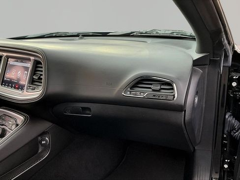 Used 2020 Dodge Challenger SRT Hellcat Redeye image 24