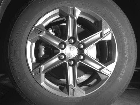 Used 2025 Chevrolet Blazer LT image 12