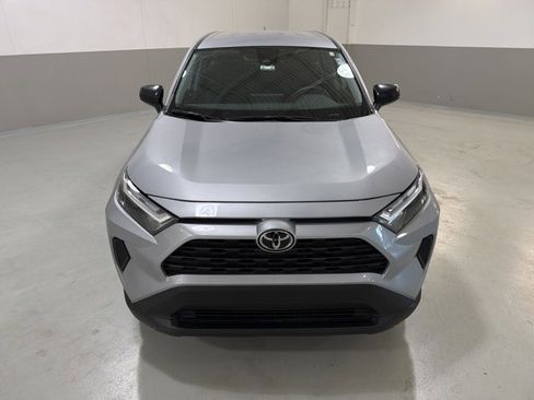 Used 2025 Toyota RAV4 LE image 3