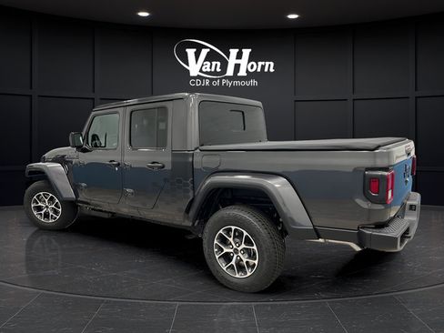 New 2026 Jeep Gladiator Sport AWD/4WD image 5