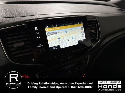 Used 2022 Honda Pilot TrailSport image 6