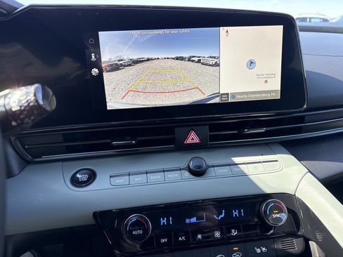 New 2026 Hyundai Elantra Limited FWD image 5