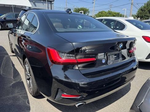 Used 2019 BMW 330i xDrive Sedan w/ Premium Package AWD/4WD image 8