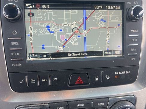Used 2017 GMC Acadia Limited SLT AWD/4WD image 2