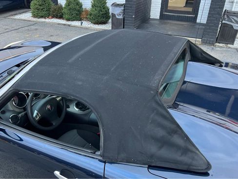 Used 2006 Pontiac Solstice Convertible w/ Power Package RWD image 23