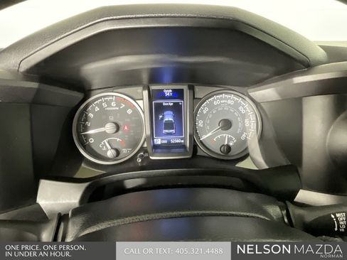 Used 2022 Toyota Tacoma TRD Sport w/ Technology Package image 46