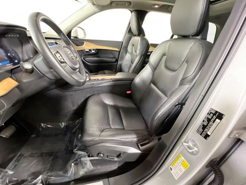 Used 2023 Volvo XC90 B6 Plus w/ Protection Package Premier AWD/4WD image 18