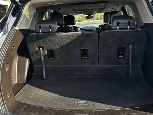 Used 2020 Buick Enclave Essence w/ Sound and Sites Package image 21