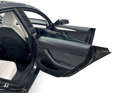 Certified 2023 Tesla Model 3 Performance AWD/4WD image 12