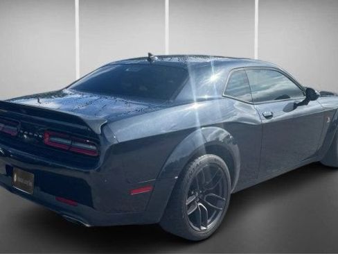 Used 2019 Dodge Challenger R/T Scat Pack RWD image 6
