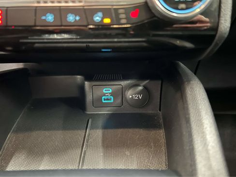 Used 2022 Ford Escape SEL image 24