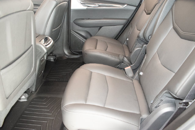 Used 2025 Cadillac XT6 Sport w/ Technology Package AWD/4WD image 19