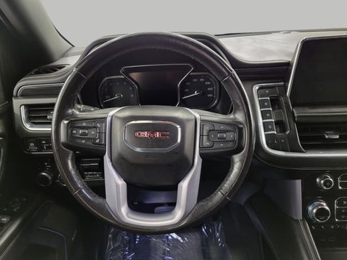 Used 2021 GMC Yukon SLT w/ SLT Luxury Plus Package image 6