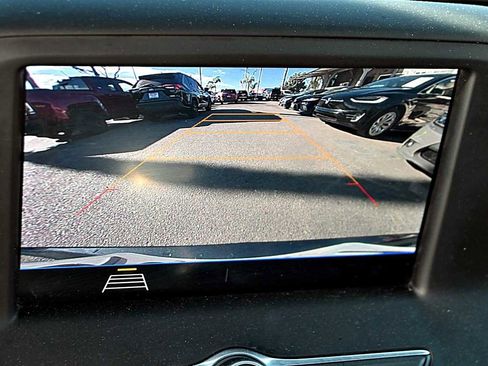 Used 2020 Chevrolet Camaro LT image 21