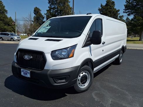 New 2026 Ford Transit 150 Low Roof RWD image 25