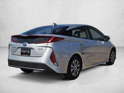 Used 2020 Toyota Prius Prime Limited FWD image 2