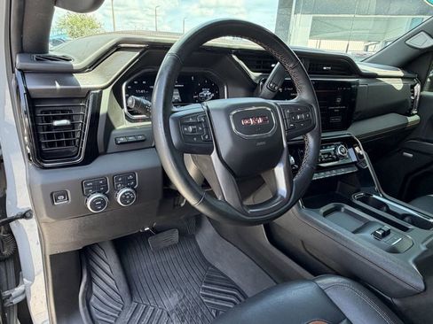 Used 2025 GMC Sierra 2500 AT4 w/ AT4 Premium Plus Package AWD/4WD image 18