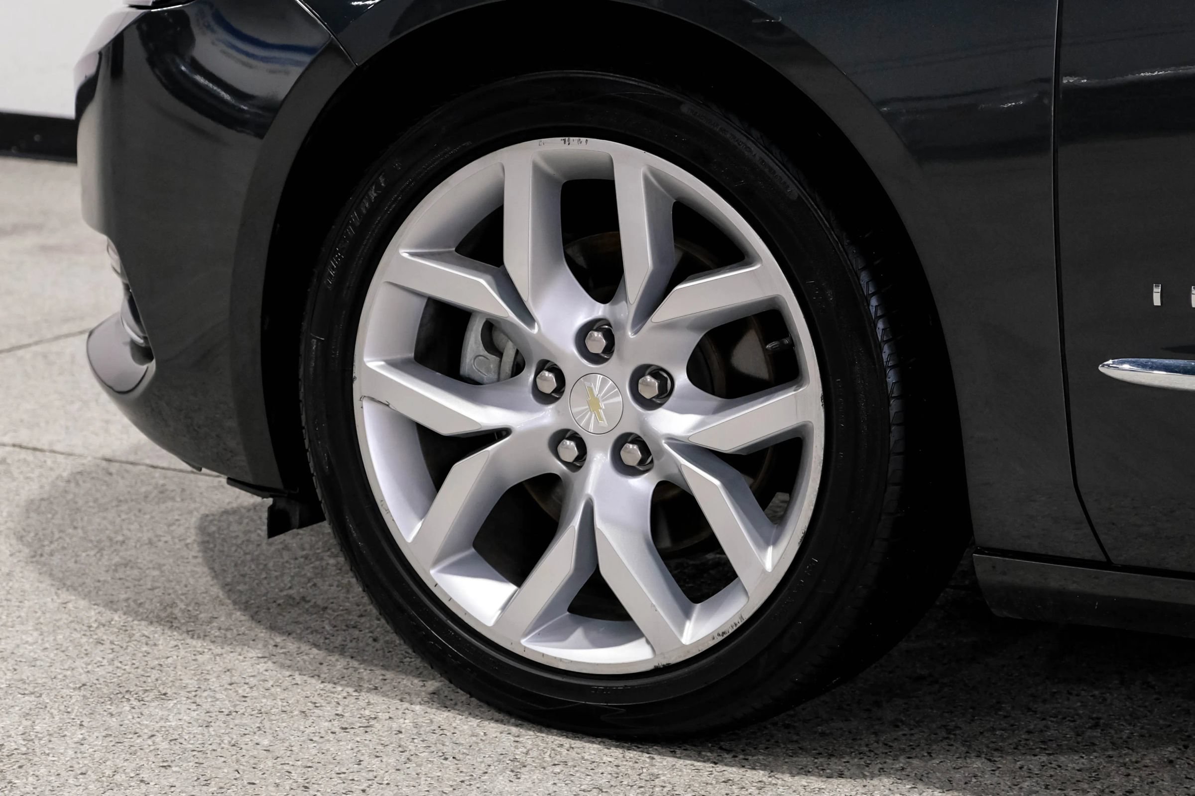 Used 2019 Chevrolet Impala Premier FWD image 53