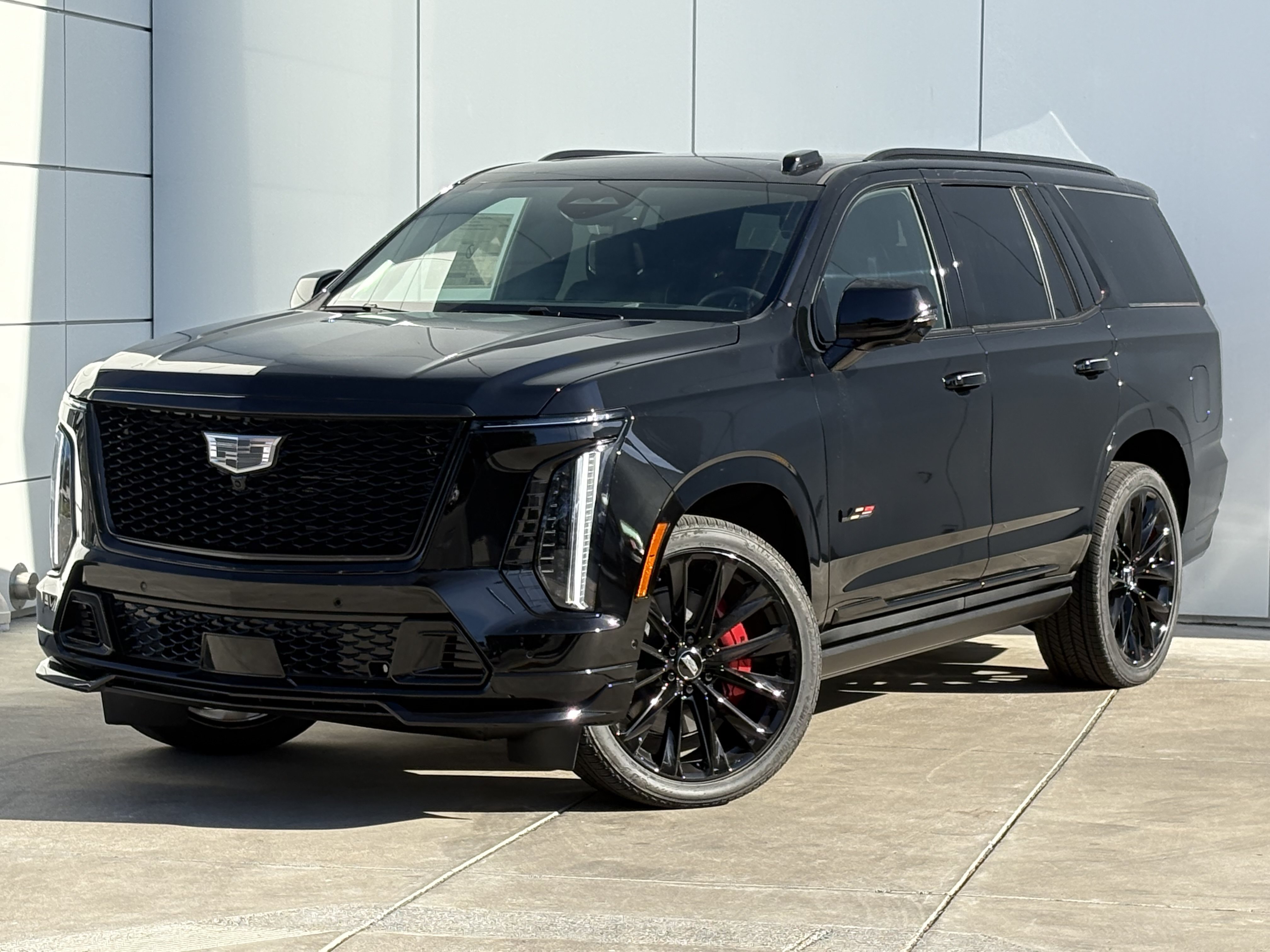 Used 2026 Cadillac Escalade V w/ LPO, ONYX Package AWD/4WD image 2
