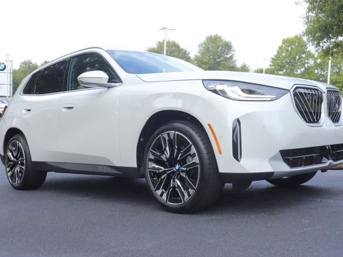 New 2026 BMW X3 xDrive30 w/ Premium Package image 9