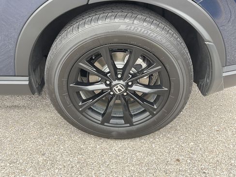 Used 2025 Honda CR-V Sport-L image 9