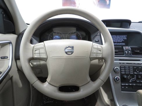 Used 2010 Volvo XC60 3.2 FWD image 15