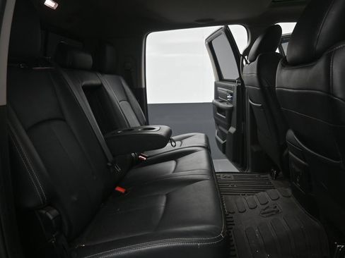 Used 2018 RAM 2500 Laramie w/ Sport Appearance Group AWD/4WD image 23