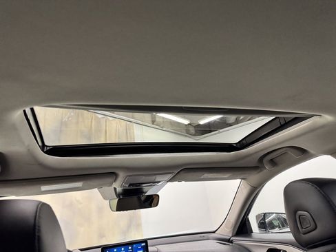 Used 2022 Acura TLX image 30