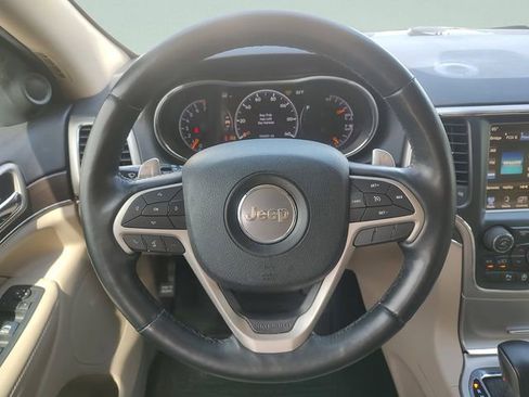 Used 2017 Jeep Grand Cherokee Limited w/ Luxury Group II AWD/4WD image 11