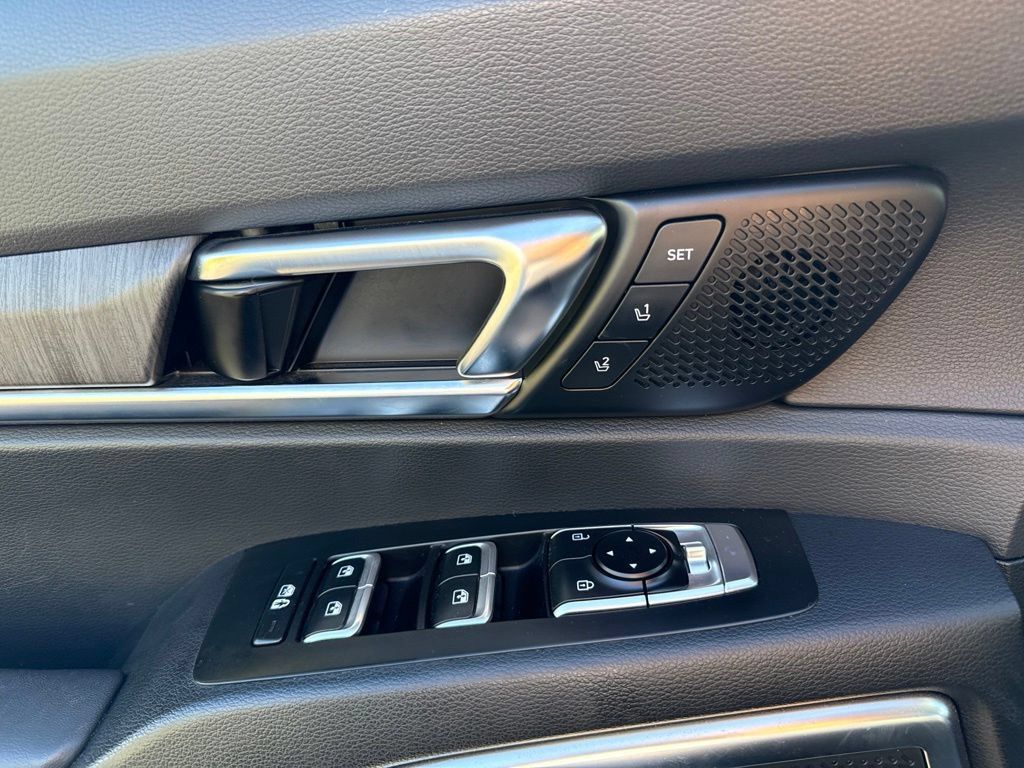 Used 2024 Kia Telluride SX AWD/4WD image 26