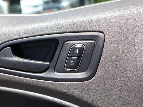 Used 2019 Ford Transit Connect XL image 17