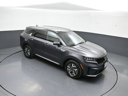 Certified 2021 Kia Sorento EX FWD image 39