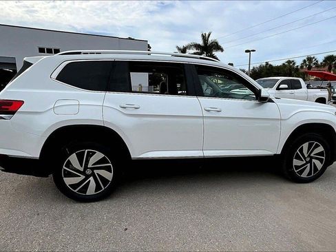 New 2026 Volkswagen Atlas SEL image 4