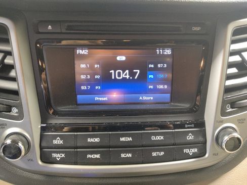 Used 2016 Hyundai Tucson Sport image 25