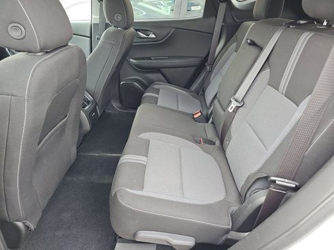 Used 2025 Chevrolet Blazer LT AWD/4WD image 19