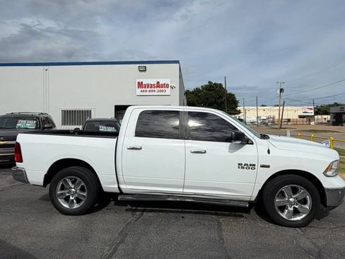 Used 2017 RAM 1500 Big Horn RWD image 2