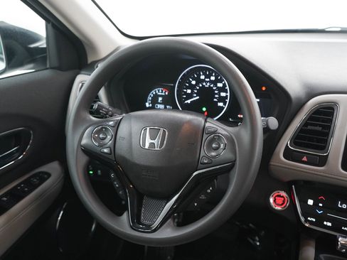 Used 2022 Honda HR-V EX image 14