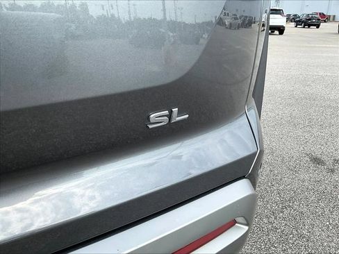 Used 2024 Nissan Pathfinder SL w/ SL Premium Package FWD image 26