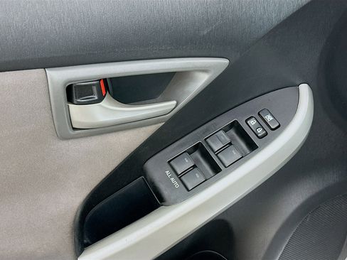 Used 2013 Toyota Prius Prime 5dr HB (Natl) image 15