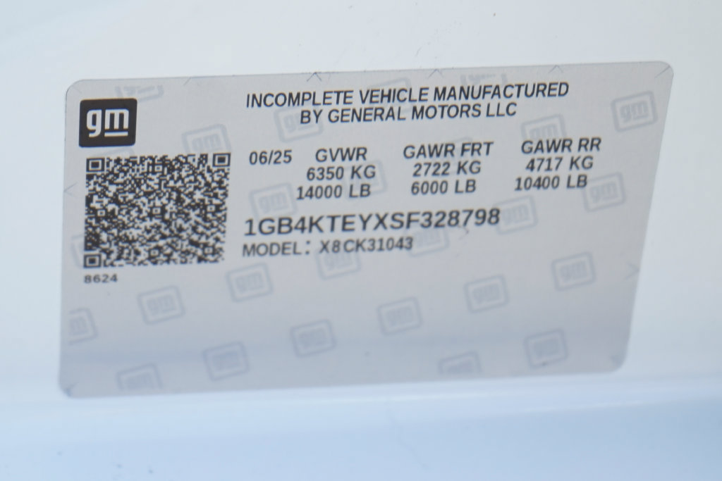 Used 2025 Chevrolet Silverado 3500 LT w/ Convenience Package AWD/4WD image 37