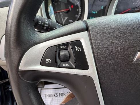 Used 2011 Chevrolet Equinox LTZ FWD image 22