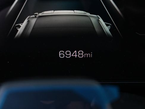 Used 2025 GMC Yukon XL Denali Ultimate image 11